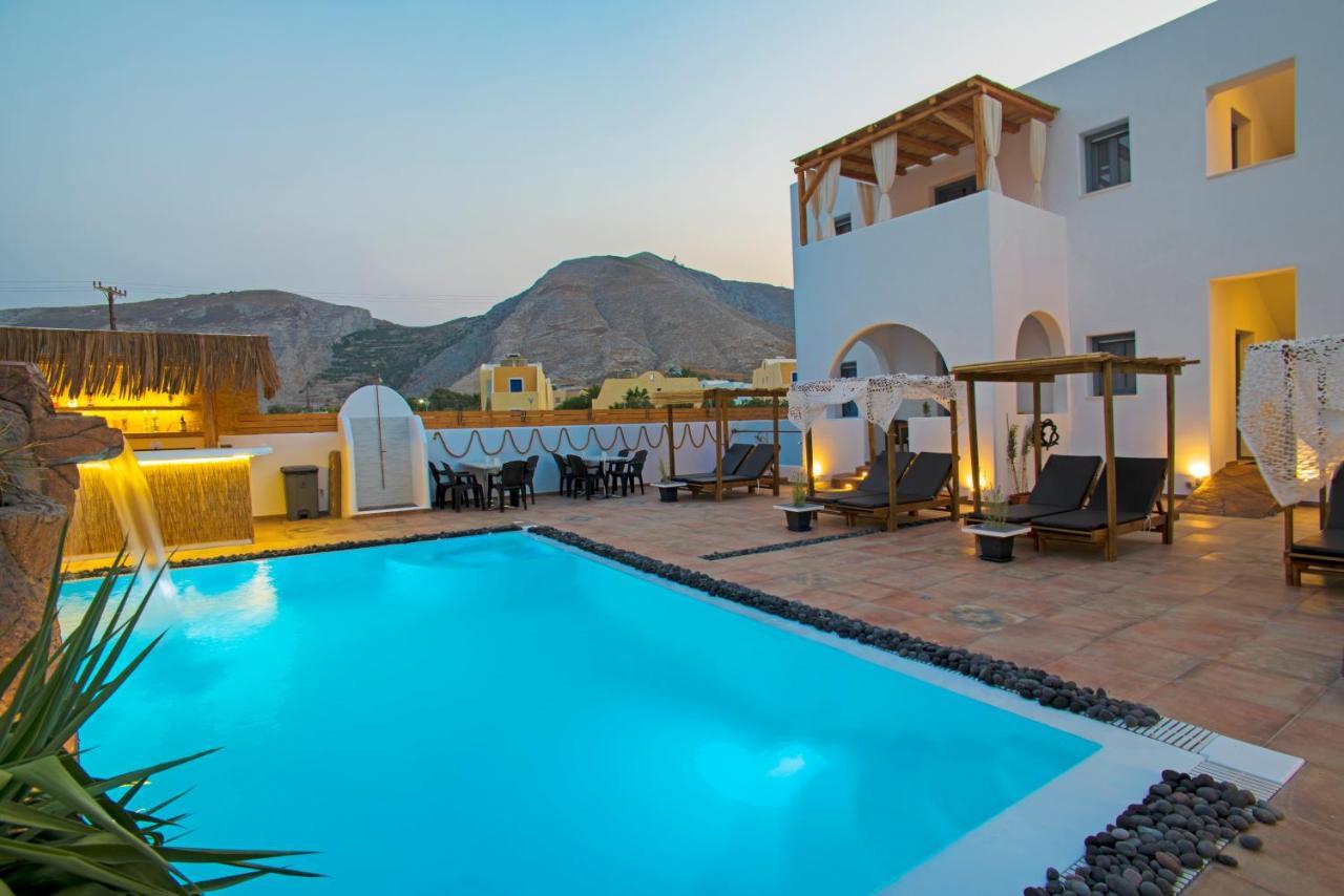 La Belle Vie - Santorini - Adults Only Apartment Kamári Exterior foto