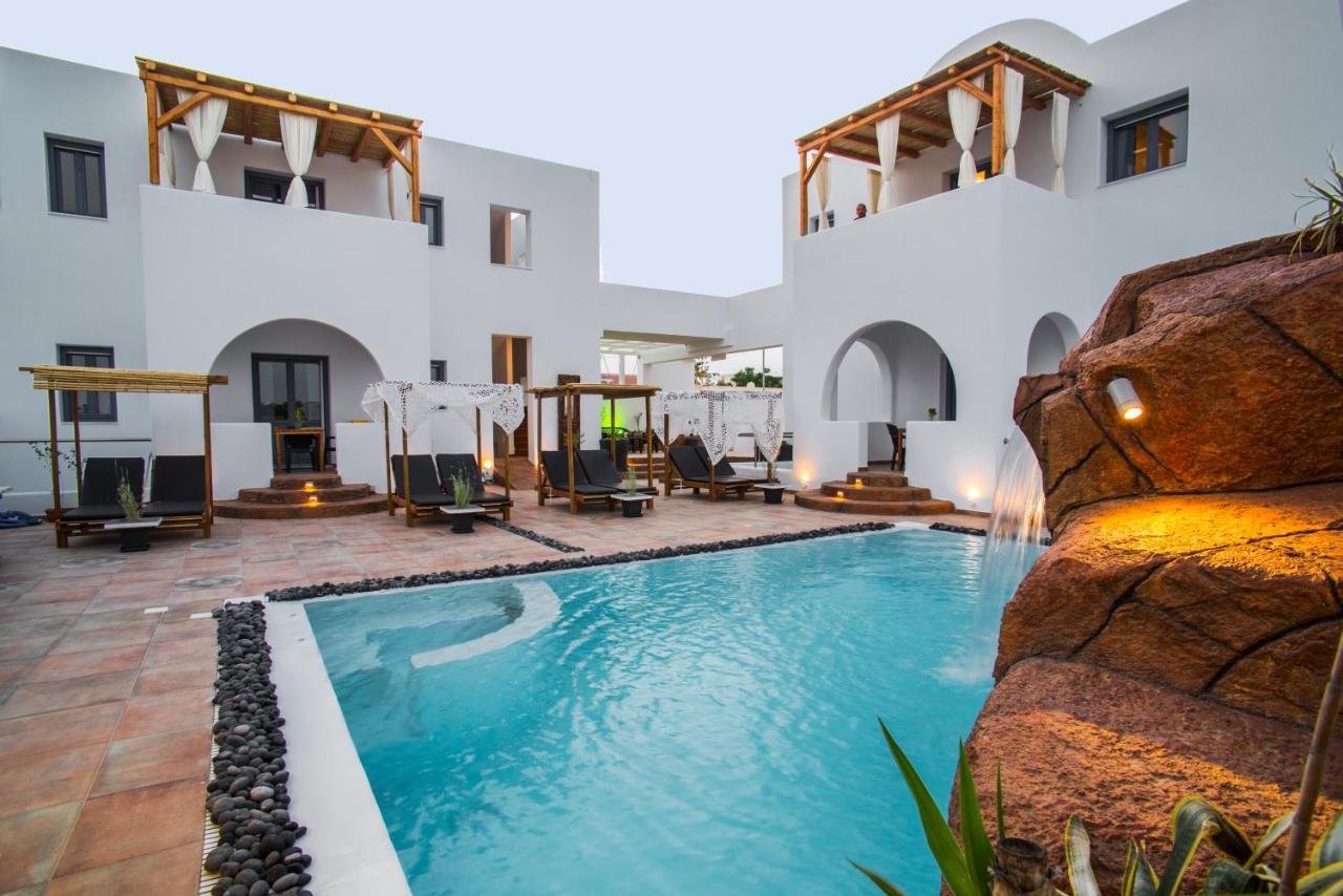 La Belle Vie - Santorini - Adults Only Apartment Kamári Exterior foto