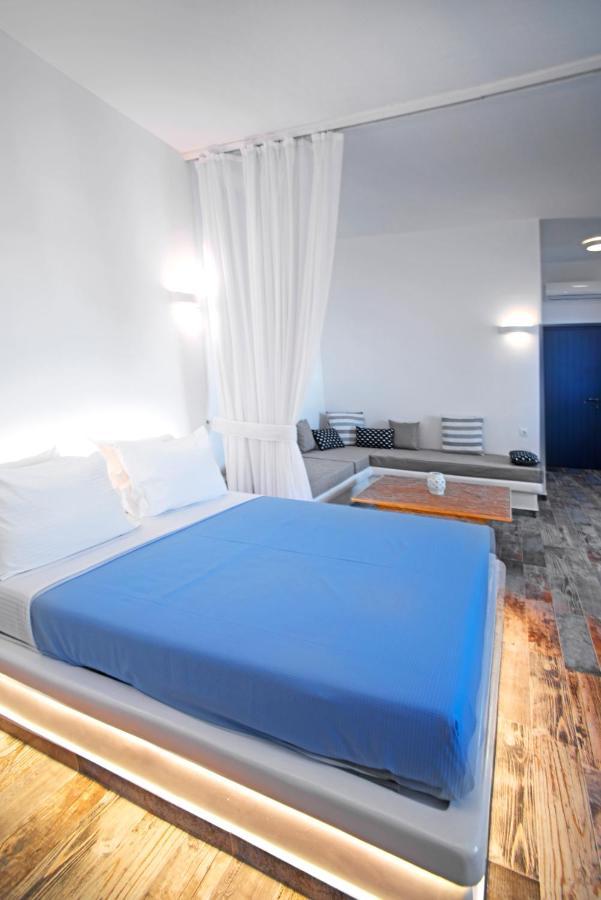 La Belle Vie - Santorini - Adults Only Apartment Kamári Exterior foto