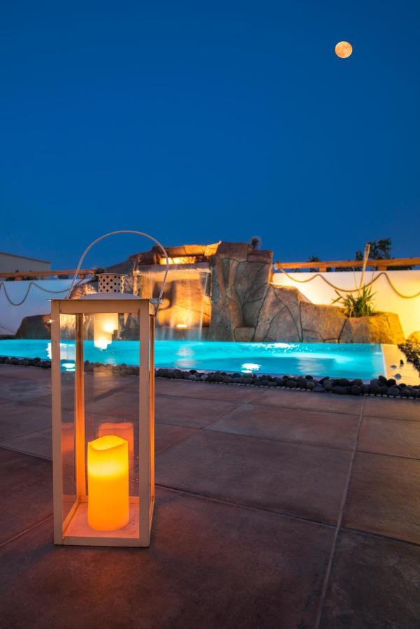 La Belle Vie - Santorini - Adults Only Apartment Kamári Exterior foto