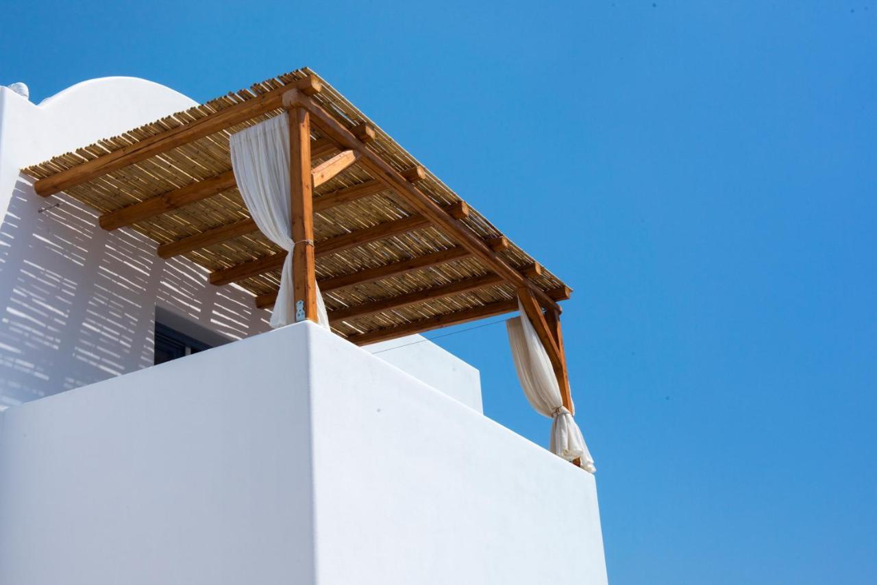 La Belle Vie - Santorini - Adults Only Apartment Kamári Exterior foto