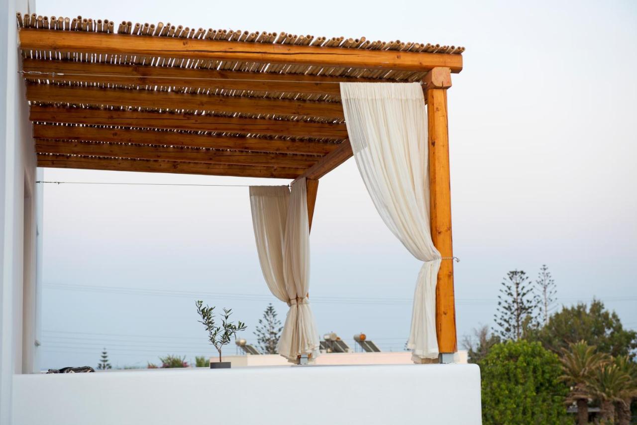 La Belle Vie - Santorini - Adults Only Apartment Kamári Exterior foto