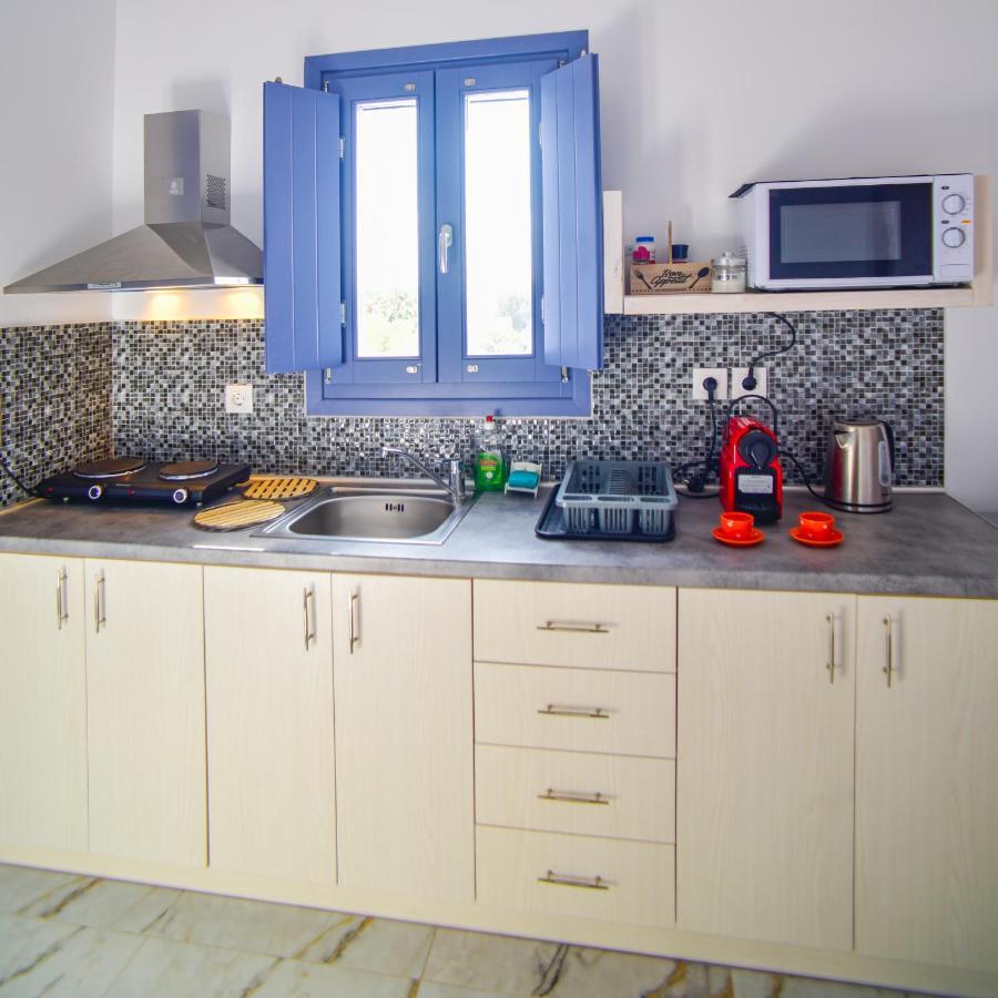 La Belle Vie - Santorini - Adults Only Apartment Kamári Exterior foto