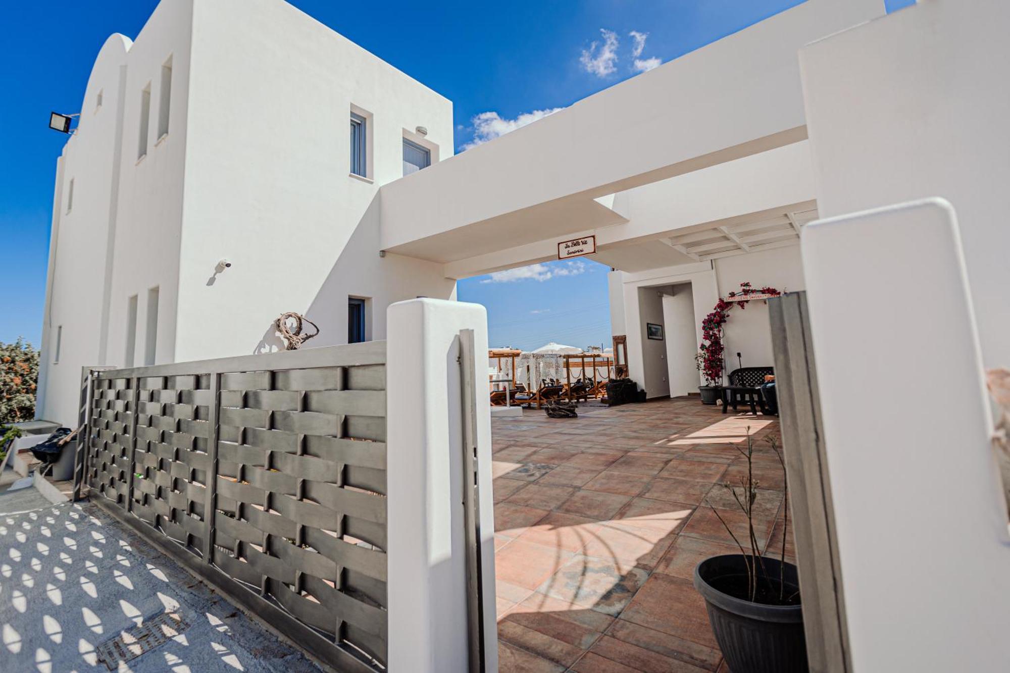 La Belle Vie - Santorini - Adults Only Apartment Kamári Exterior foto